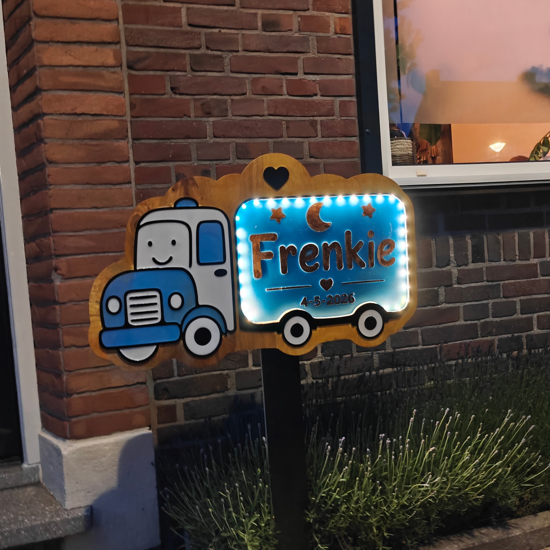 Uniek gepersonaliseerde kraamcadeau: Het perfecte geschenk voor kersverse ouders
